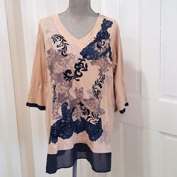 LOGO by Lori Goldstein Floral Lace Applique Top